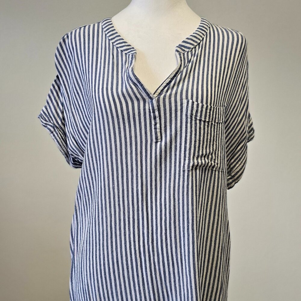 Beachlunchlounge Blue & White Striped Rayon Top Size Large